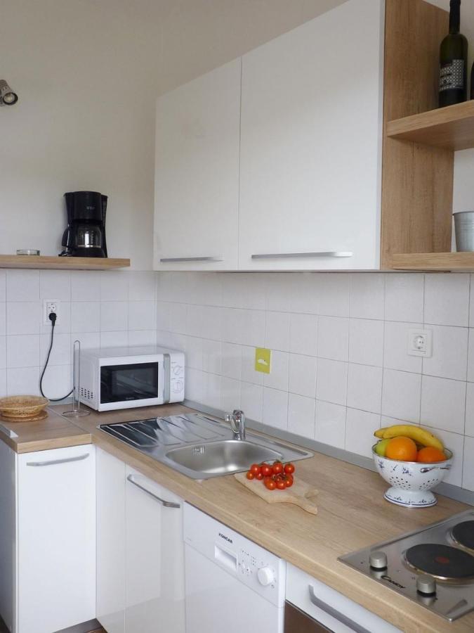 Apartment Zeljko Maslinica Buitenkant foto